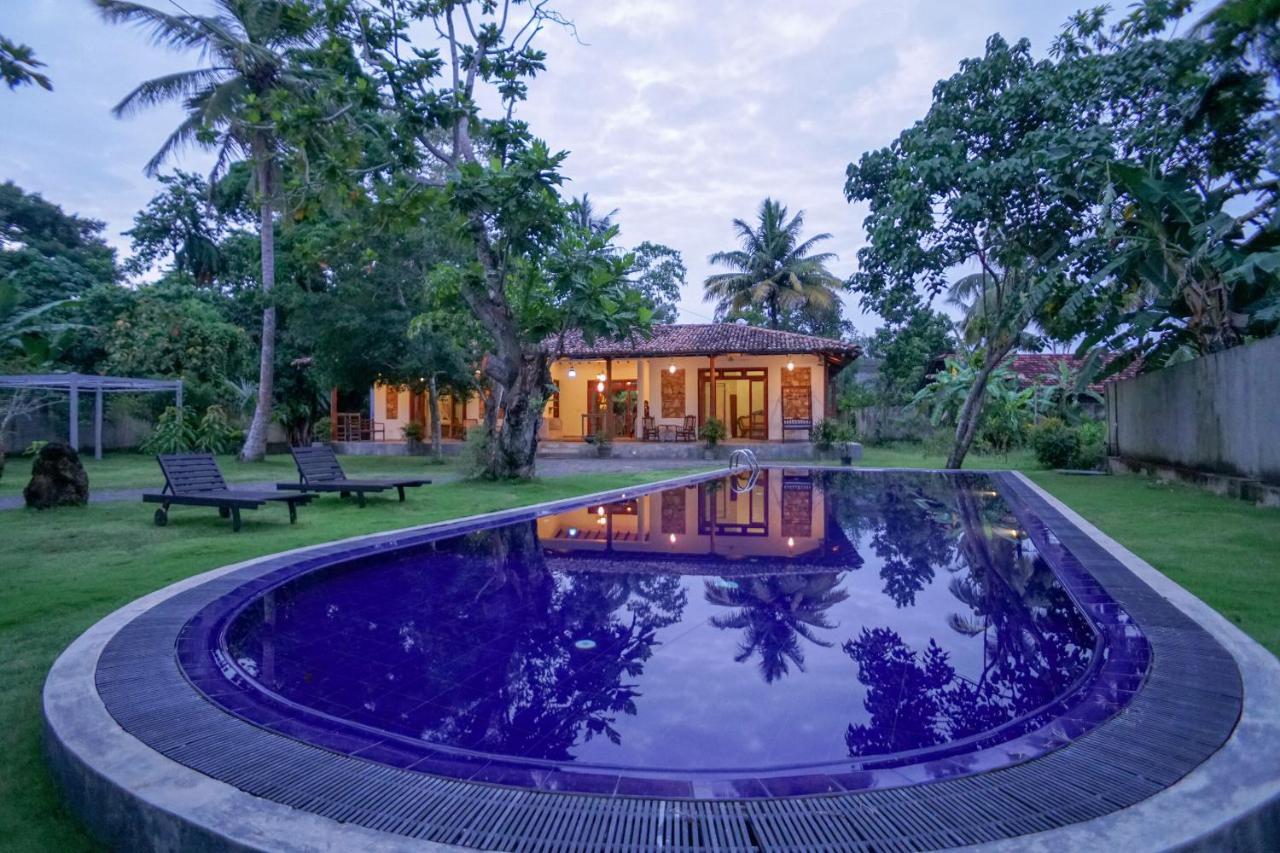 Antique Ceylon Villa Ahangama Ngoại thất bức ảnh