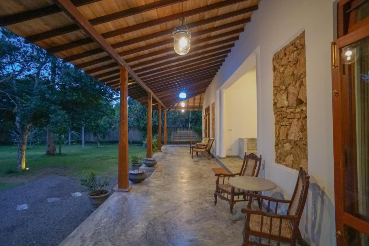 Antique Ceylon Villa Ahangama Ngoại thất bức ảnh